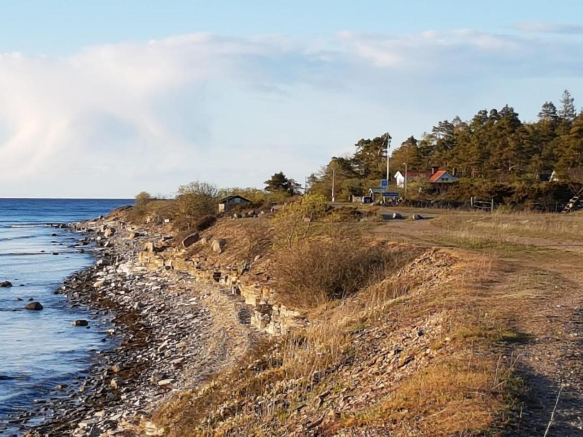Sjoetorpet - Unikt Boende Vid Havet Pa Norra Oeland! Lottorp Luaran gambar
